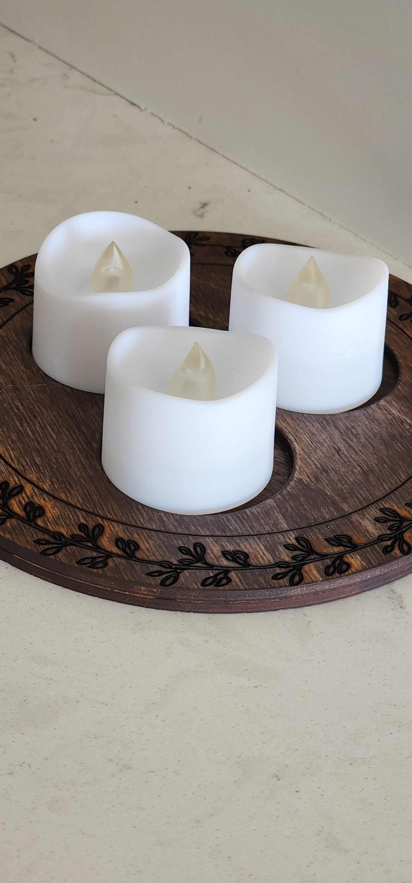 Celtic Style Witchy Leaf Wooden Tealight Holder Decor