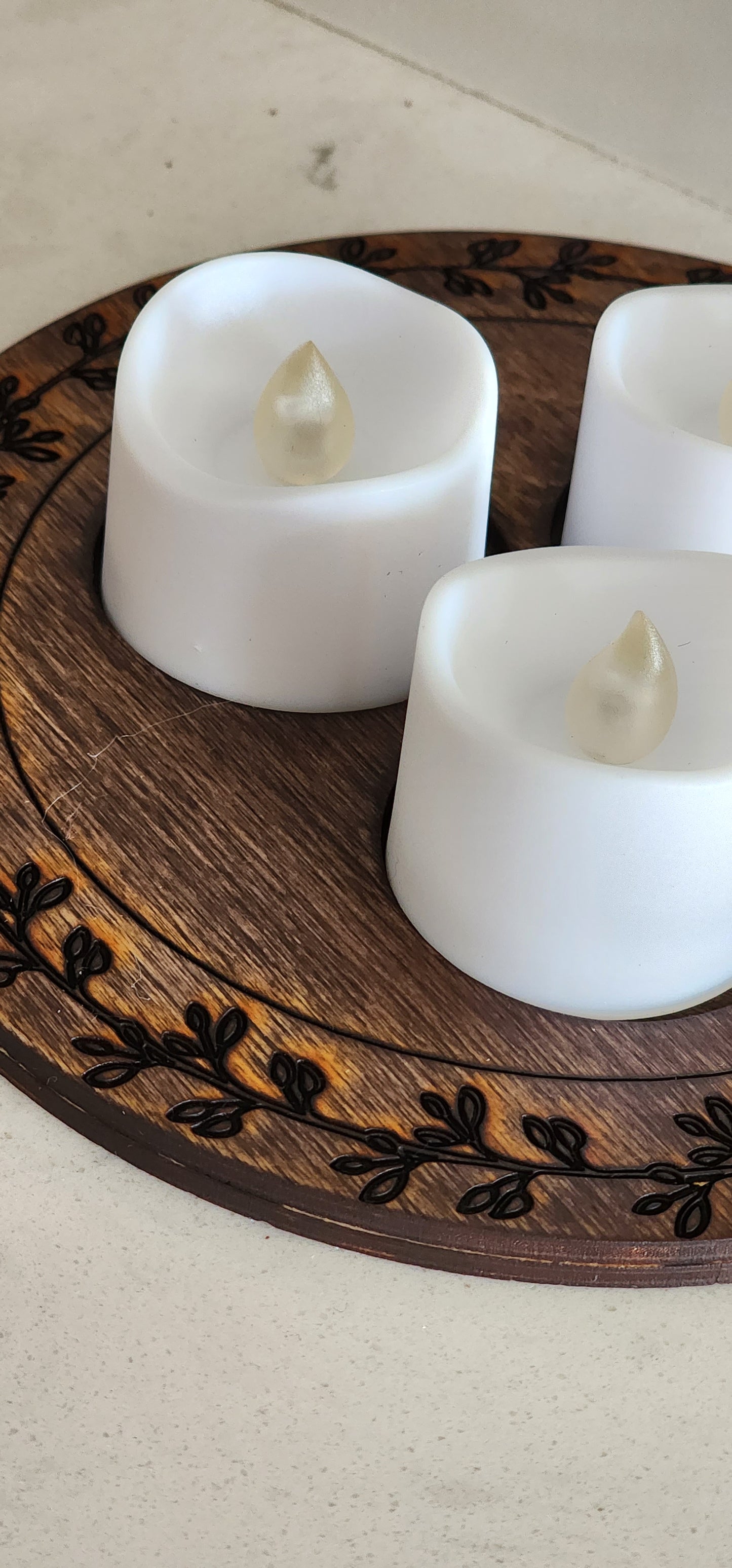 Celtic Style Witchy Leaf Wooden Tealight Holder Decor